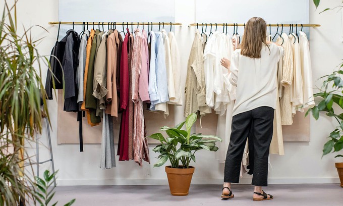 sustainable fashion wardrobe